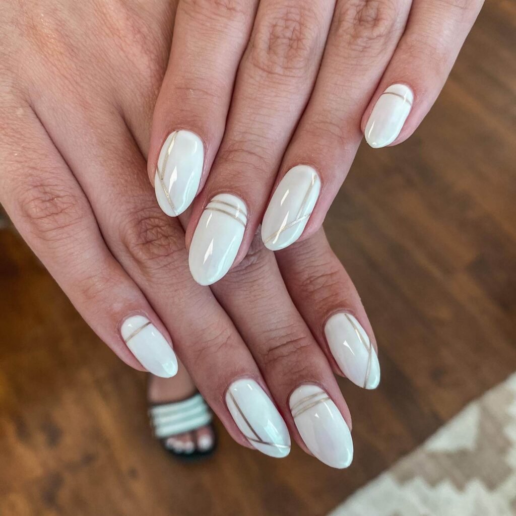 rose gold nails 21 - Rose gold nails are the epitome of elegance and versatility, offering a perfect blend of femininity and sophistication. This stunning nail trend has taken the beauty world by storm, combining soft pink hues with a metallic gold shimmer to create a look that suits every occasion.