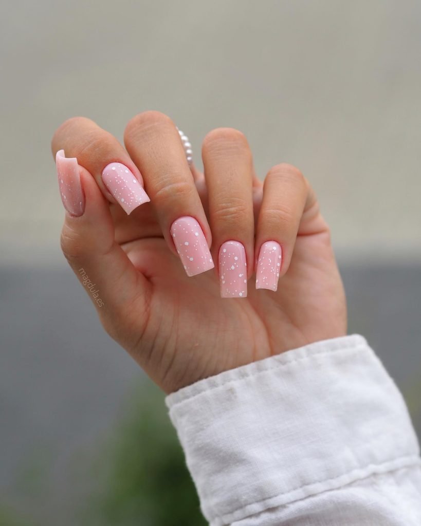 00006 Simple pink nails - I’ve always loved pink nail ideas, especially when they’re elegant and simple because it bring out a soft, classy vibe without being too loud. The way simple pink nails look on your hands, it’s like they whispers sophistication while still being playful.