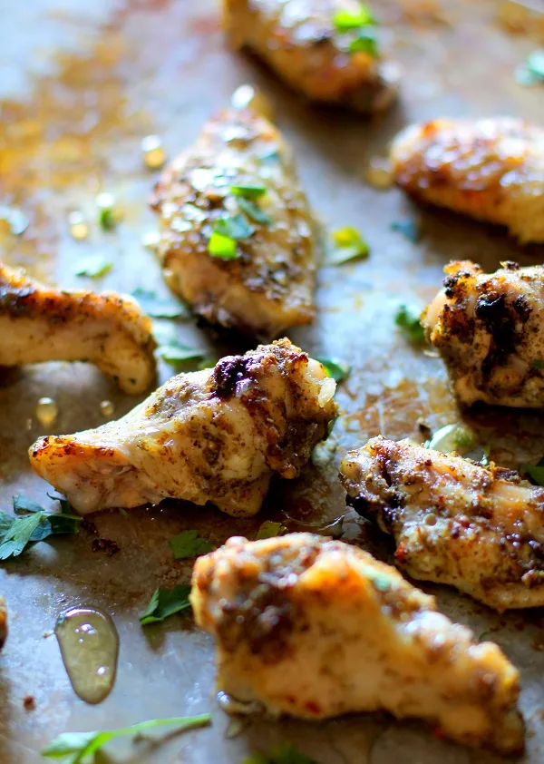 31 Easy Make Ahead Super Bowl Appetizers 24 3 ingredient chicken wings with herbs and honey.jpg
