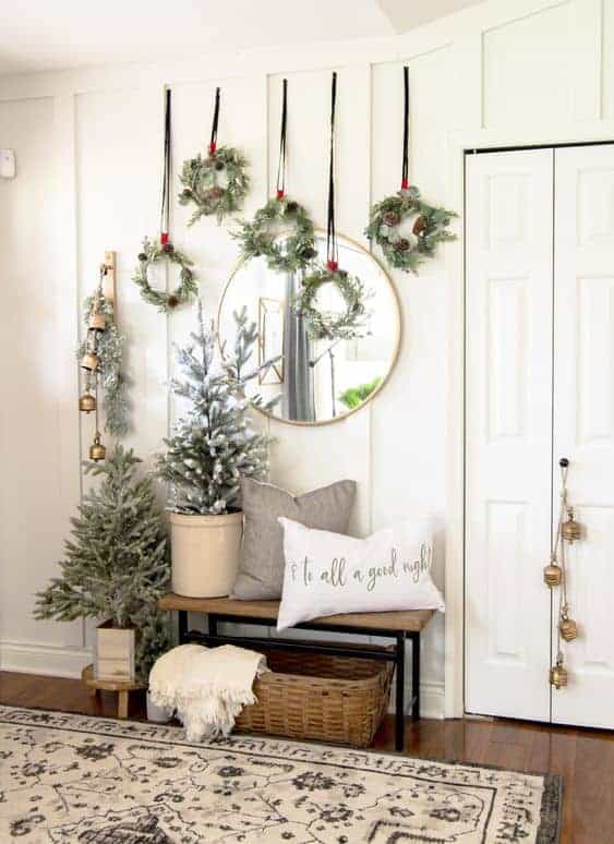 75fb6774d5af4acce7ad7a92a90264a5 - Are you in search of distinctive and budget-friendly DIY rustic Christmas ornaments? Dollar store Christmas decor offers an excellent opportunity to embellish your dwelling economically. I've compiled a selection of Christmas decoration concepts to kickstart your creative endeavors at home.