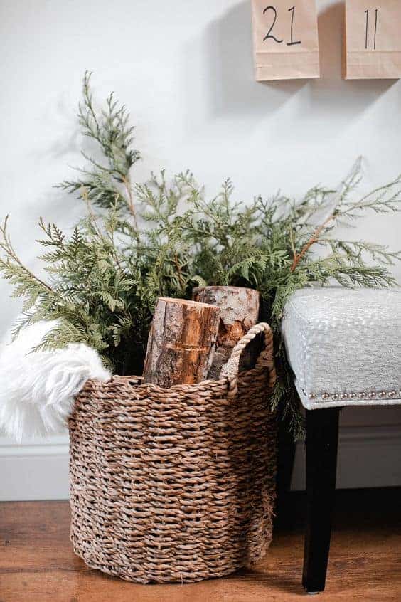 782ed1ed872665b486b54383b0d28595 - Are you in search of distinctive and budget-friendly DIY rustic Christmas ornaments? Dollar store Christmas decor offers an excellent opportunity to embellish your dwelling economically. I've compiled a selection of Christmas decoration concepts to kickstart your creative endeavors at home.