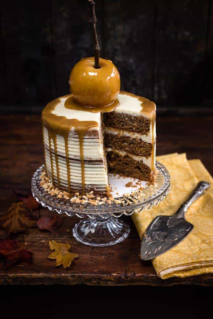 Apple Cake with mascarpone frosting