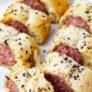 25 Easy Picnic Appetizers 6 everything bagel kielbasa bites 01