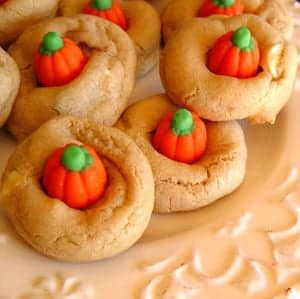 the real last - In this post, I'll delve into a variety of beloved Halloween treats and their recipes. Whether it's crafting bat Oreo truffles or concocting Frankenstein marshmallow pops, the options for Halloween-themed desserts are vast, perfect for gatherings or indulging your sweet cravings. Stay tuned for a flavorful journey through spooky sweets!