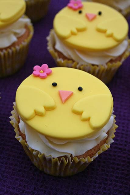 1d - Explore the Easter spirit with our delightful Easter cupcakes! Including charming Easter bunny cupcakes and Easter egg cupcakes, our selection of easy Easter desserts is sure to please. Uncover DIY Easter cupcake toppers and vibrant spring cupcake decorations to elevate your treats.