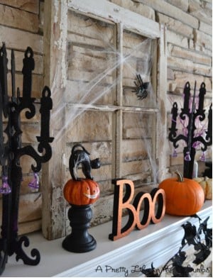 halloween Mantel