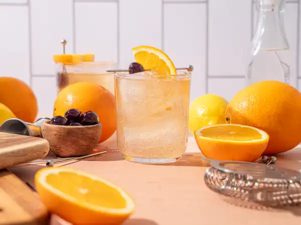 Hubby s Whiskey Sour 2 - Hubby's Whiskey Sour is a classic cocktail that epitomizes the balance of sweetness and tartness, making it a perennial favorite for many. This delightful beverage is crafted using a simple yet refined blend of bourbon, fresh lemon juice, and simple syrup.