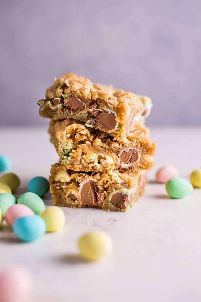 easterminieggcookiebars6 - Delve into the Easter spirit with our simple yet delightful Easter cookies for children! From adorable bunny-shaped cookies to beautifully adorned egg cookies, we offer a variety of recipes that will add a festive flair to your holiday celebration.