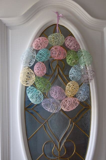 wreath - Discover the allure of crafting your own Easter wreaths for the front door with these imaginative Easter wreath decoration concepts! Embrace a variety of styles, including rustic Easter wreaths, Easter egg wreaths, Easter bunny wreaths, and Easter basket wreaths, as well as vibrant spring flower wreaths.