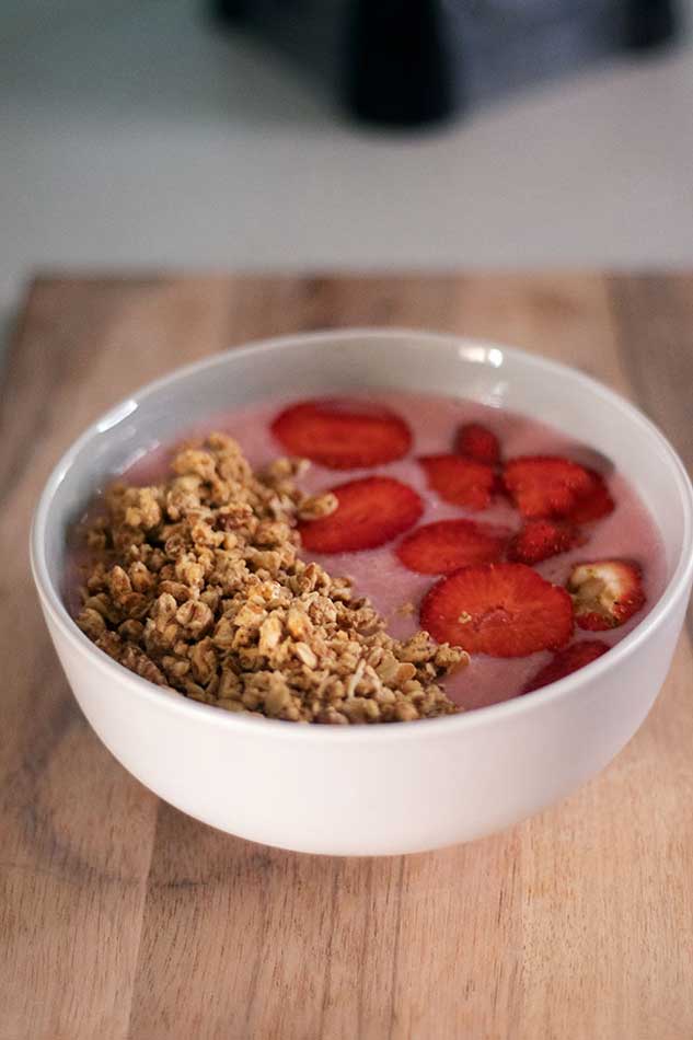 25 Easy Smoothie Bowl Recipes 8 3