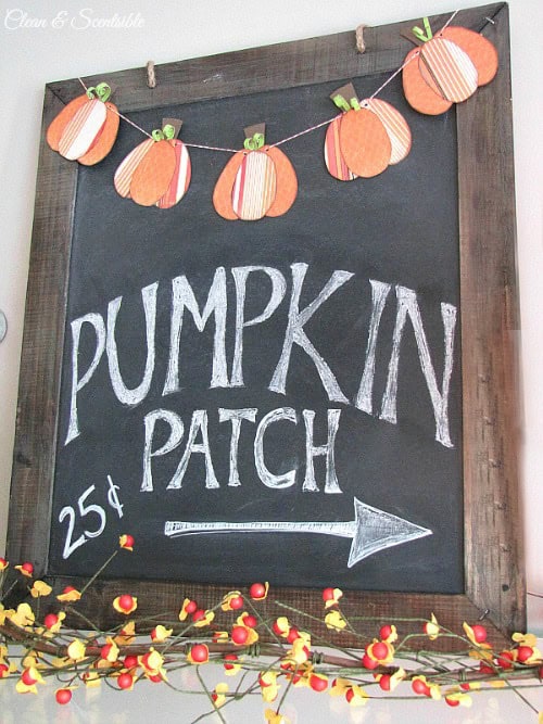 19 Best Fall Garland 9 Fall Chalkboard1