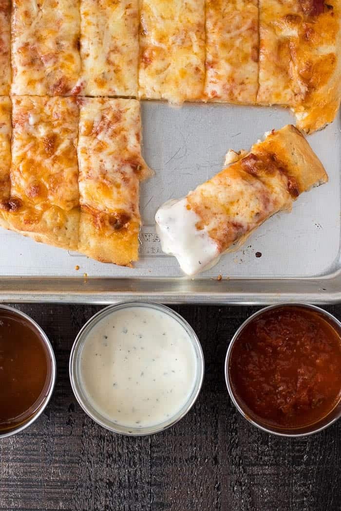 31 Best Super Bowl Party Food 16 Four Cheese Pizza Dunkers IMG 7172
