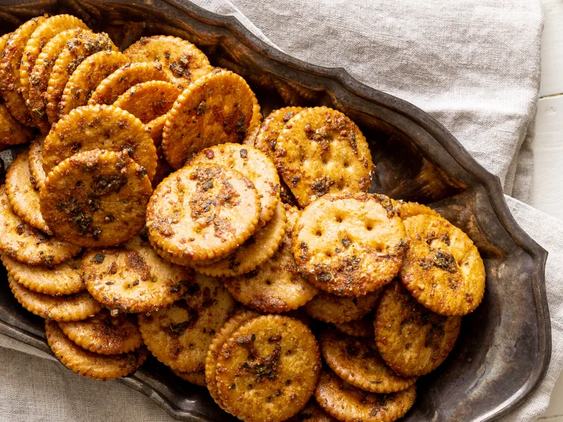 Sweet-and-Spicy Crackers