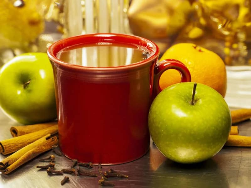 Classic Wassail (Mulled Cider)