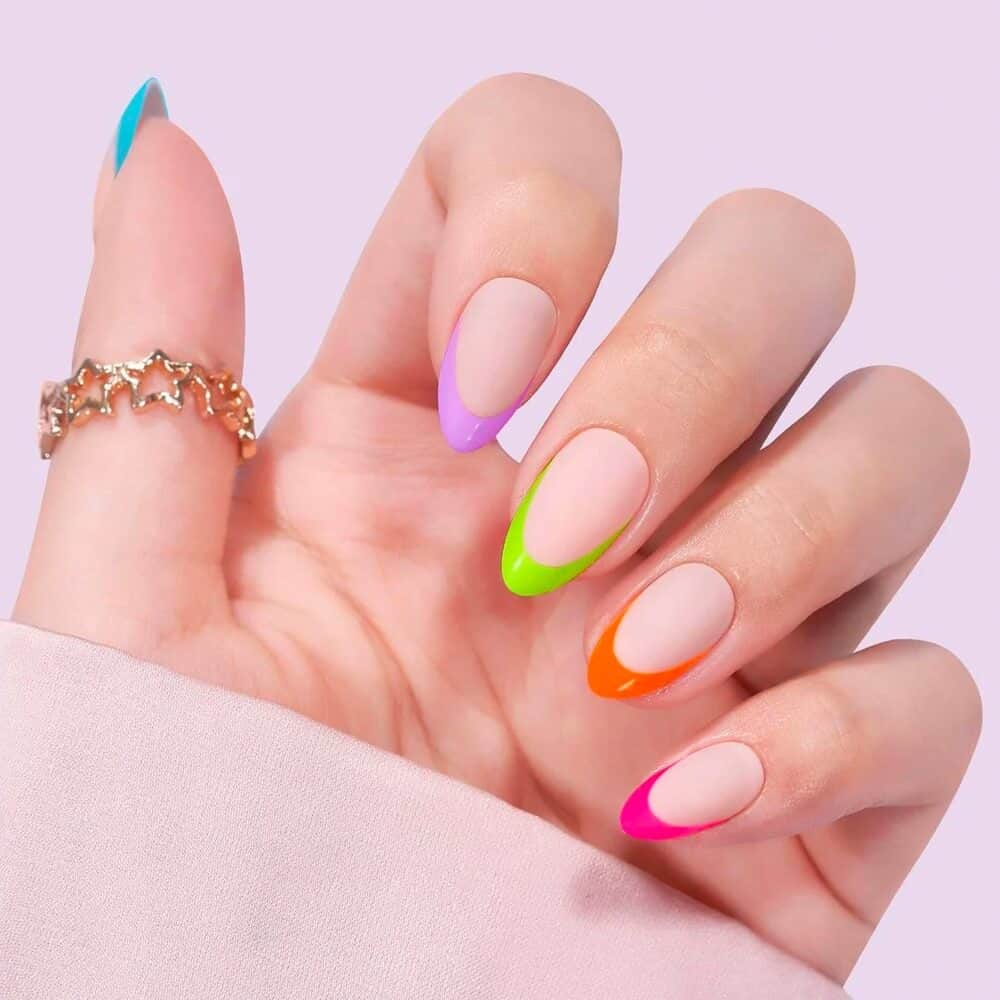 Radiant and lively neon nails featuring fashionable summer designs.