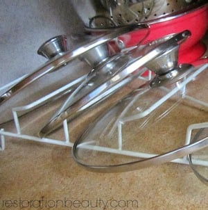 dollar store organization - Keeping a kitchen organized can be a daunting task, especially when it feels like every drawer and cabinet is overflowing with gadgets, utensils, and pantry staples. The good news is, you don’t have to spend a fortune to create a kitchen that’s both functional and aesthetically pleasing. With a little creativity and a few smart buys from your local dollar store, you can transform your kitchen into an organized haven.