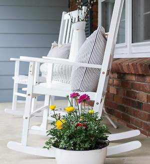 Spring Farmhouse Front Porch