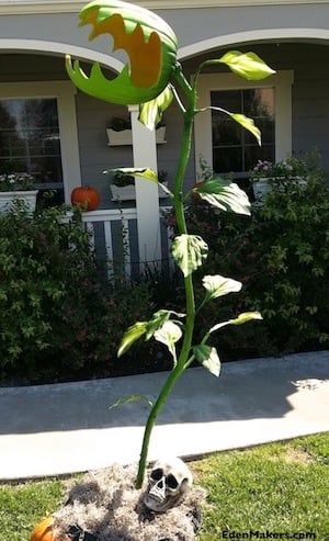 shirley bovshow s monster plants for halloween crafts gardening halloween decorations - Halloween is the perfect time to unleash your creativity and transform your home into a spine-chilling spectacle that captures the essence of the season. Whether you're hosting a haunted house, throwing a festive party, or simply looking to impress trick-or-treaters, the right DIY Halloween props can elevate your décor from ordinary to extraordinary.