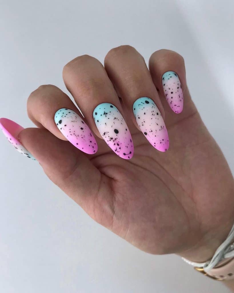 9 18 - Almond nail designs have taken the beauty world by storm, offering a blend of elegance and versatility that suits any occasion. Whether you prefer intricate patterns or minimalist styles, these nail designs offer endless possibilities for expressing your personality.