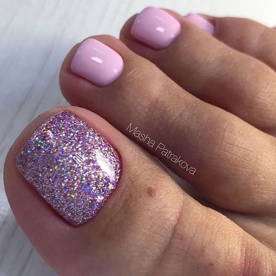 Hot Pink Summer Toenail Designs: Sparkle, Art, and Beach Vibes