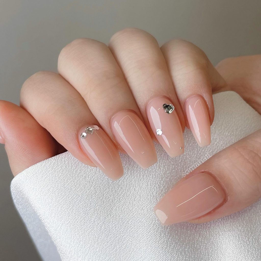 00015 Simple Cute Nails - When I first started looking for trendy simple cute nails, I were overwhelmed by the options. From pastel pinks to floral tips, trendy simple cute nails are a go-to style for anyone who wants pretty hands without going overboard.